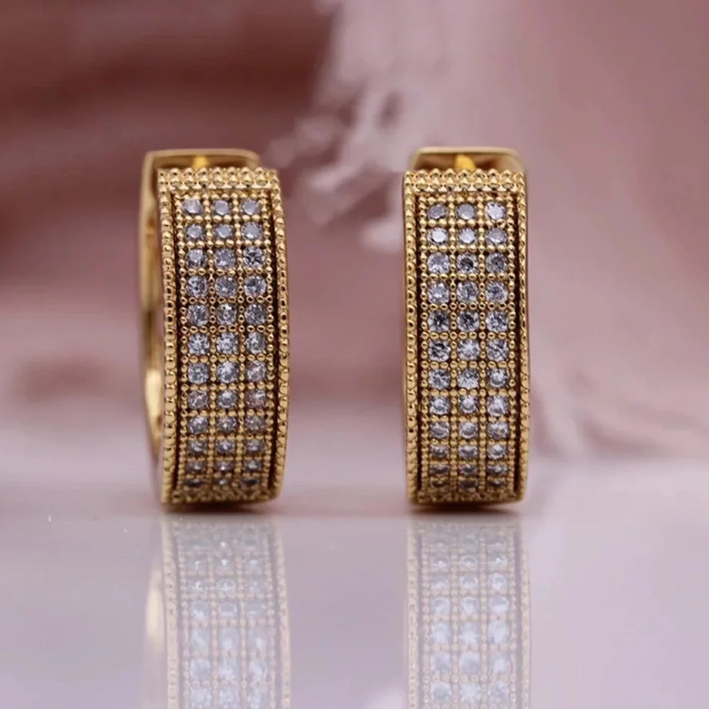 🌟 Gold Hoop Earrings